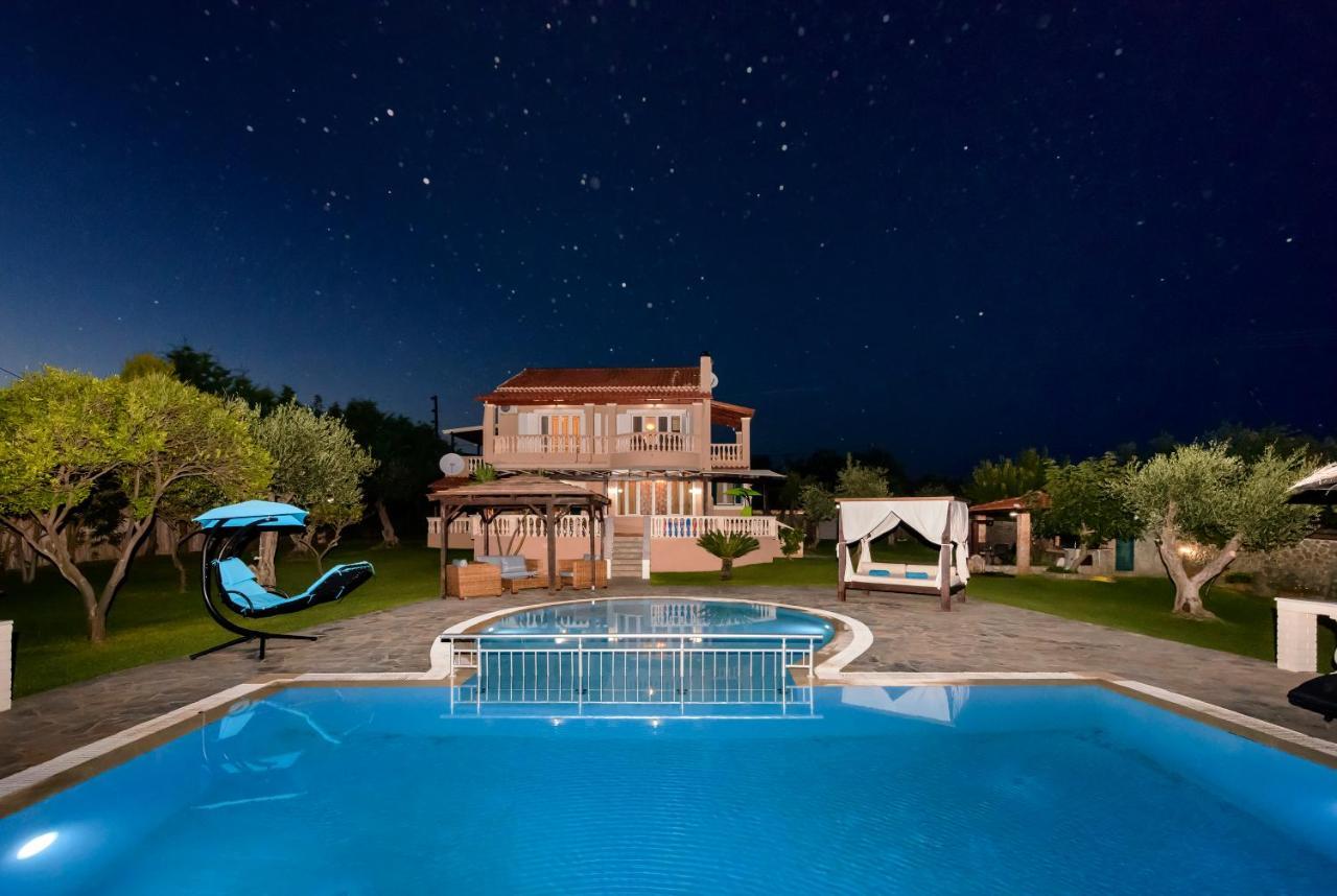 Villa Maxim With Private Pool & Tennis Court Halikounas Exterior foto